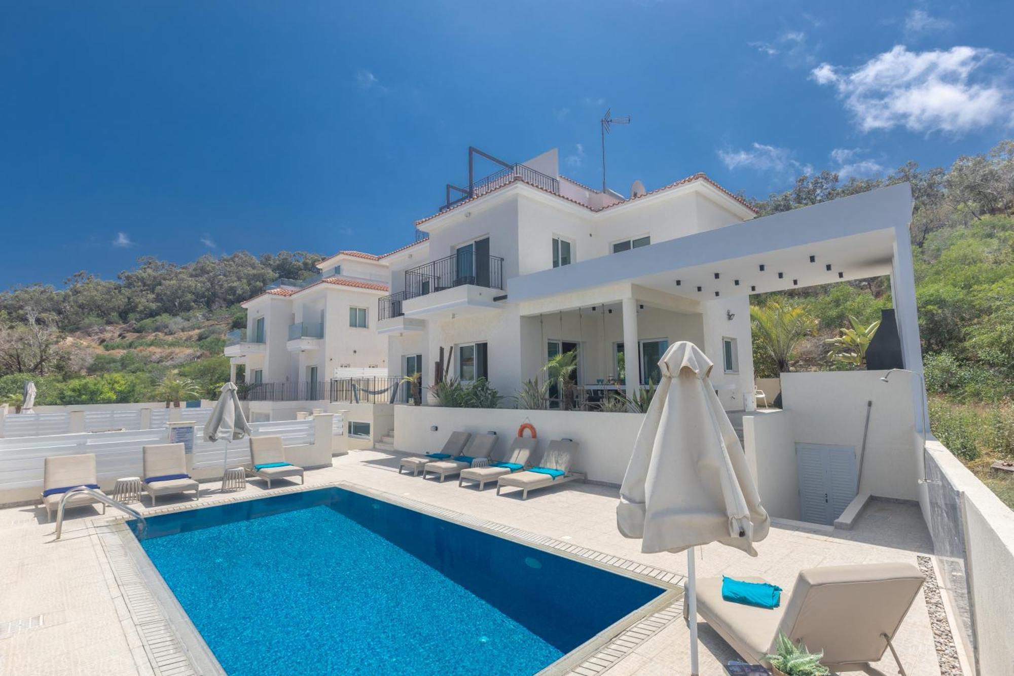 Romeo & Juliet Villa Protaras