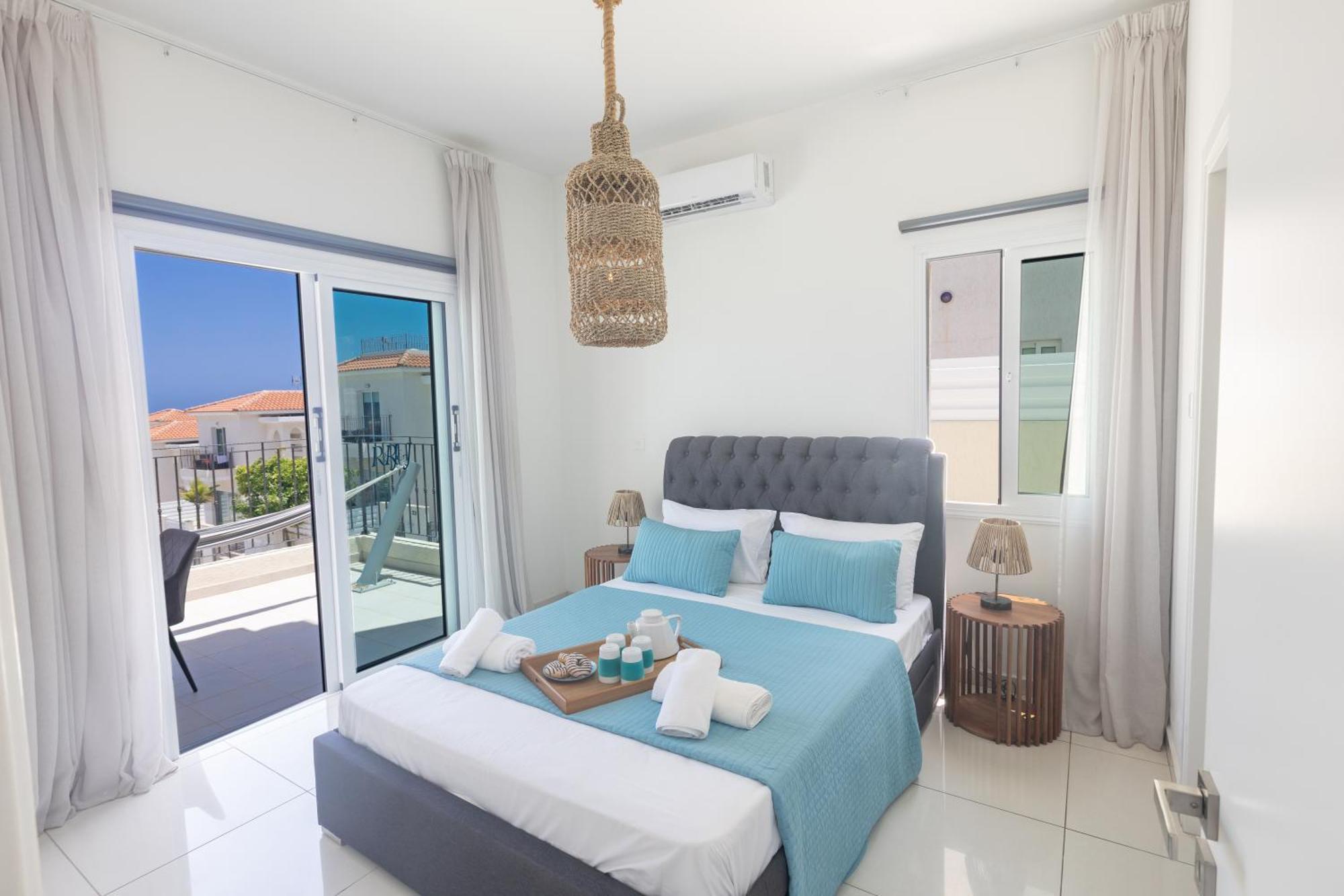 Romeo & Juliet Villa